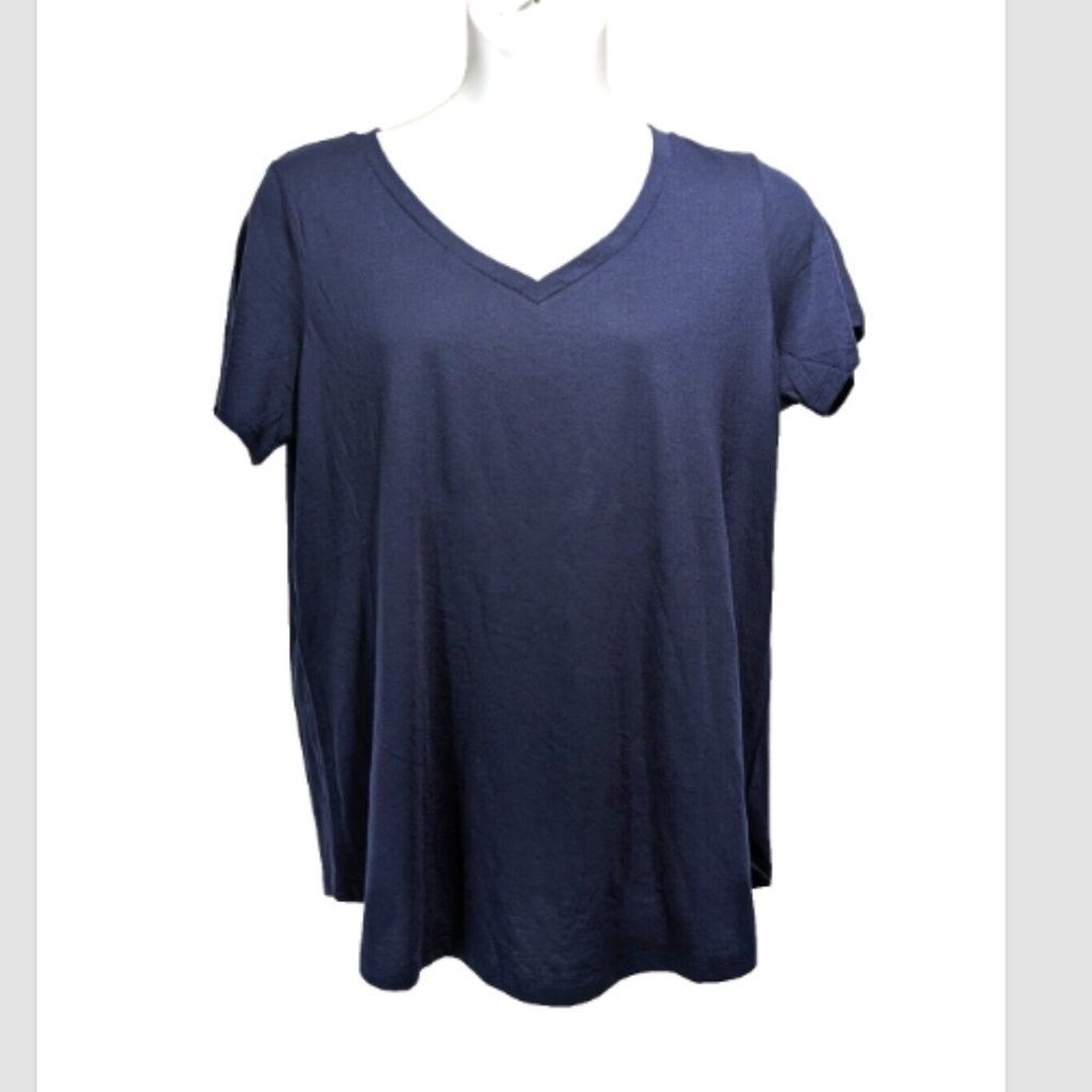 NWOT Torrid Classic Fit Signature Jersey V-Neck T-Shirt Navy Plus Size 5X